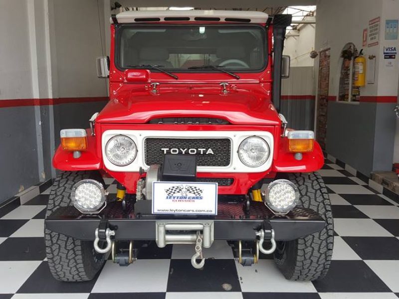 Toyota FJ 43